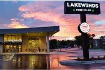 location_lakewinds_food_coop_richfield_3x2.jpg