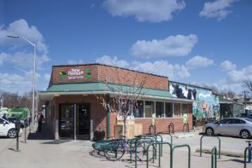 location_new_pioneer_coop_iowa_city_3x2.jpg